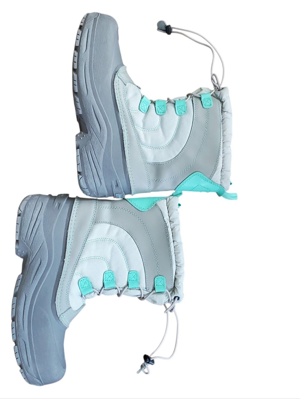 The North Face Alpenglow Light Gray & Mint Lace Snow Boot  (US 7/EUR 39)